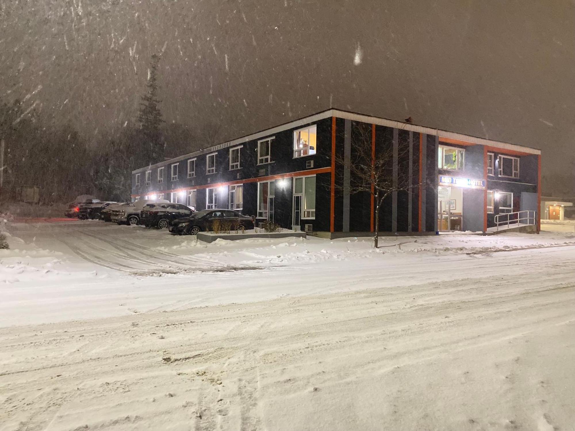 Midtown Hotel Parry Sound Ngoại thất bức ảnh