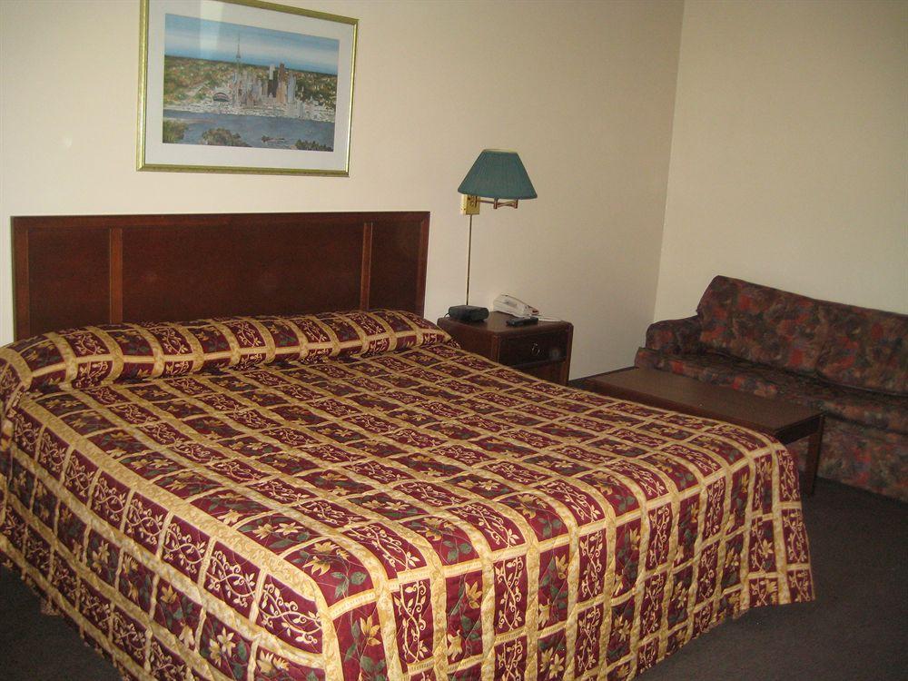 Midtown Hotel Parry Sound Ngoại thất bức ảnh