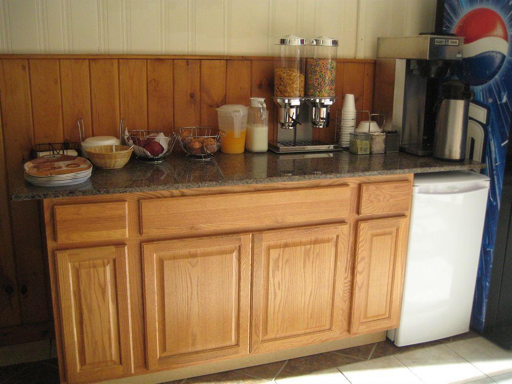 Midtown Hotel Parry Sound Ngoại thất bức ảnh